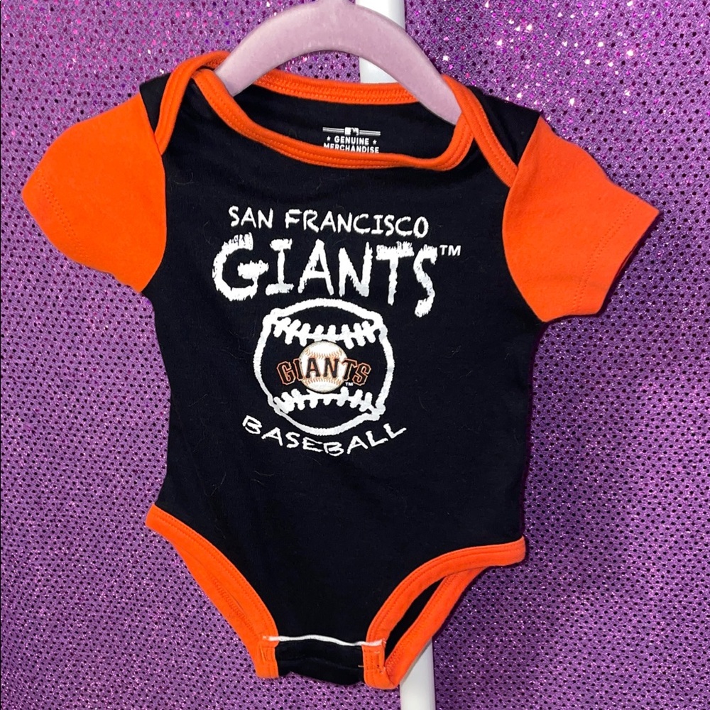 USED Genuine Merchandise San Francisco Giants Bodysuit